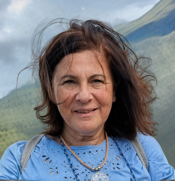 Paula C Castilho